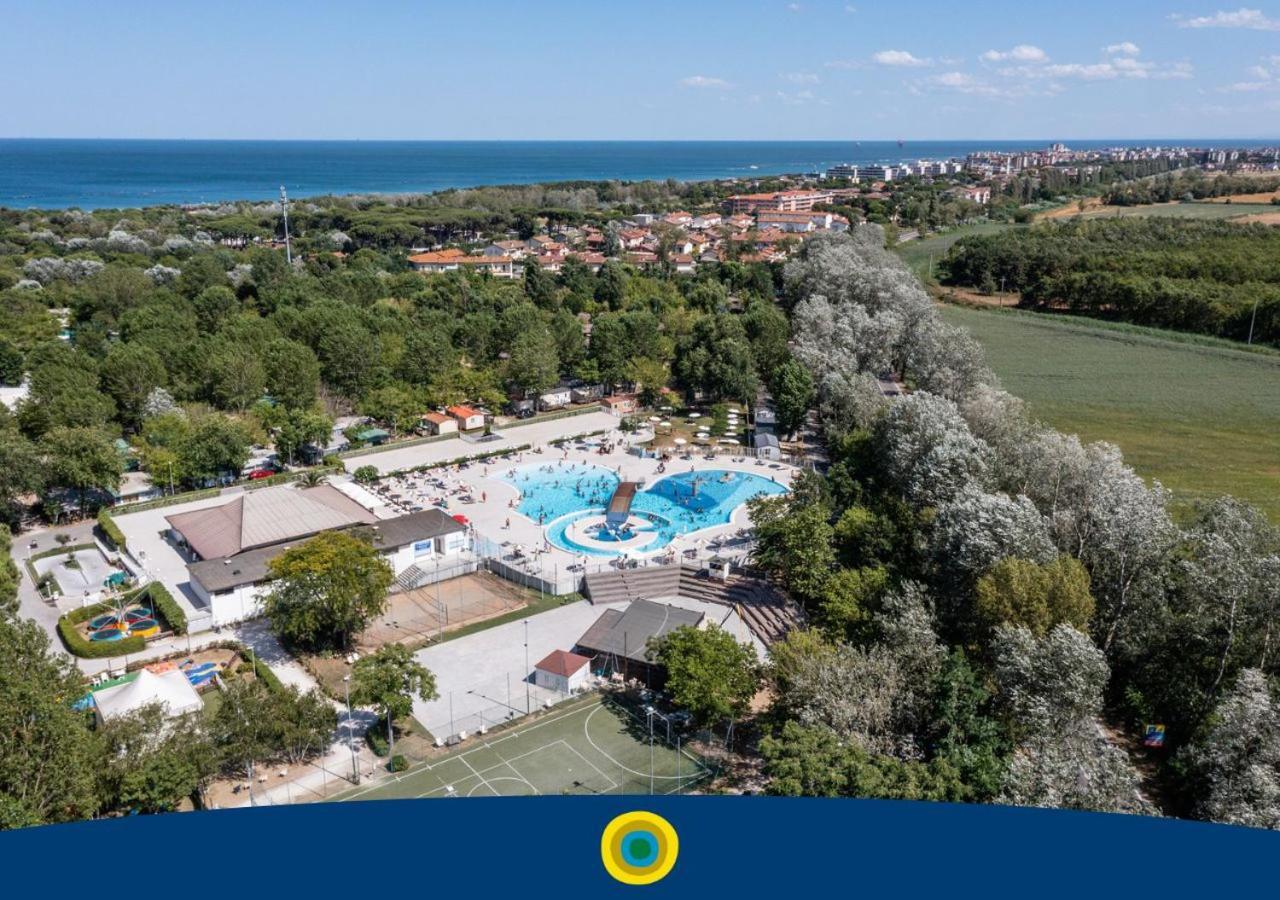Adriano Family Camping Village Punta Marina Esterno foto